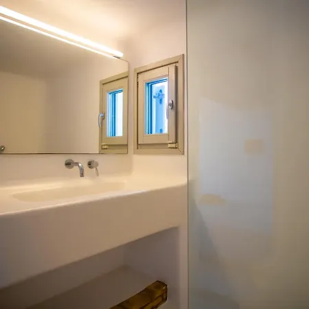 Baroness In * Mykonos Town