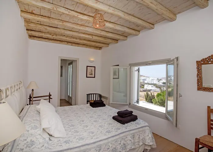 Baroness In فيلة