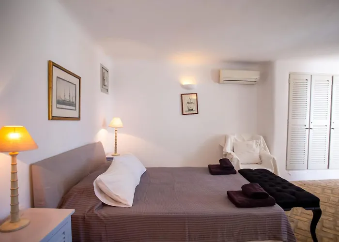 Baroness In 别墅 *